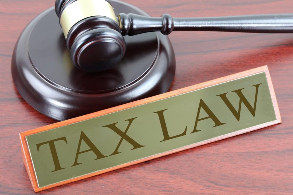 How to Hire a Business Tax Lawyer